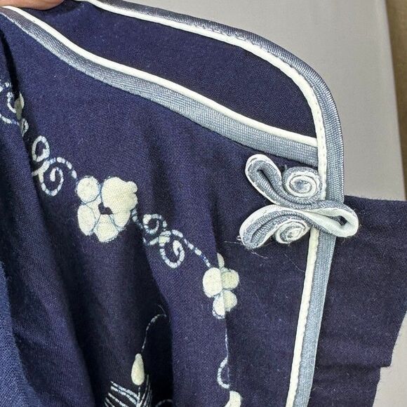 Vintage Artisan Womens XL Blue Shirt Jacket Button Front White Floral Embroidery - Picture 12 of 13